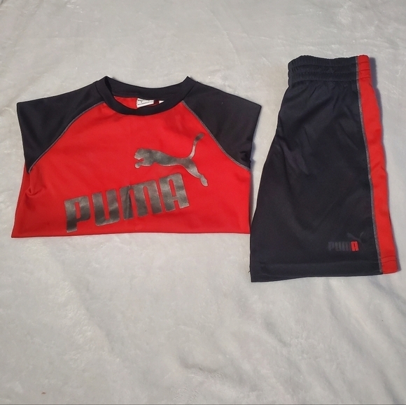 Boys Puma Logo Shorts Set size 5 red & black - Picture 2 of 8
